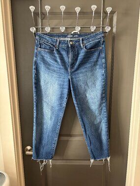 straight leg high rise jeans